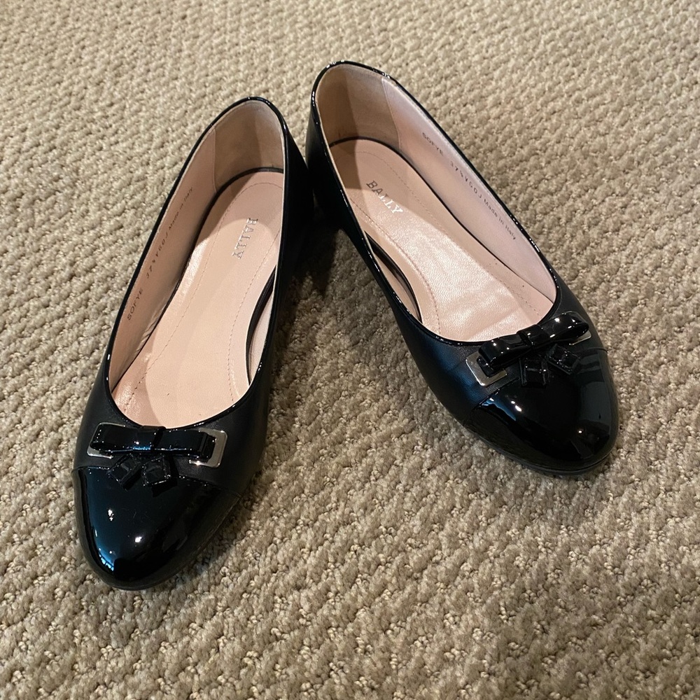 Bally Sofye flats!